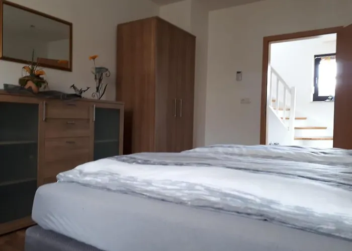 Ixheim Bitscher Str.70 アパート